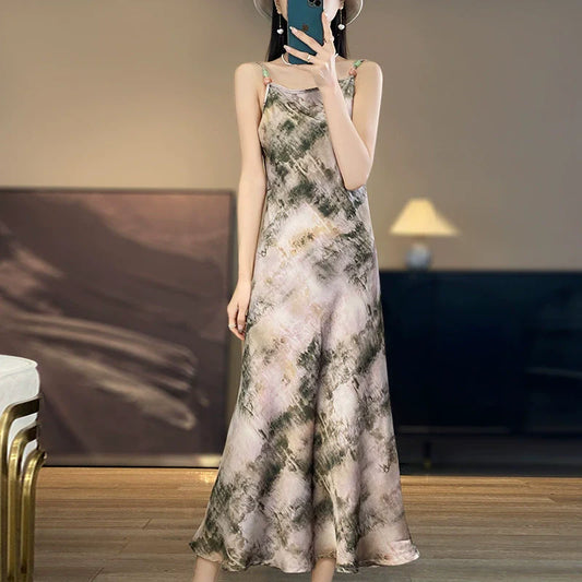 2025 New women's round neck pullover long dress with floral style and sleeveless design*